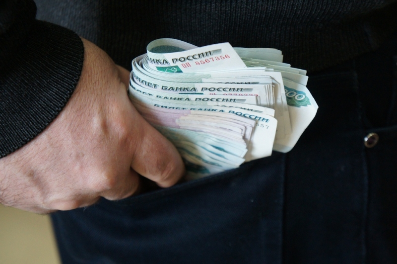 За взятку в 72 тысячи рублей на три с половиной года сел полицейский Севастополя Марина Померанцева, ИА EAOmedia