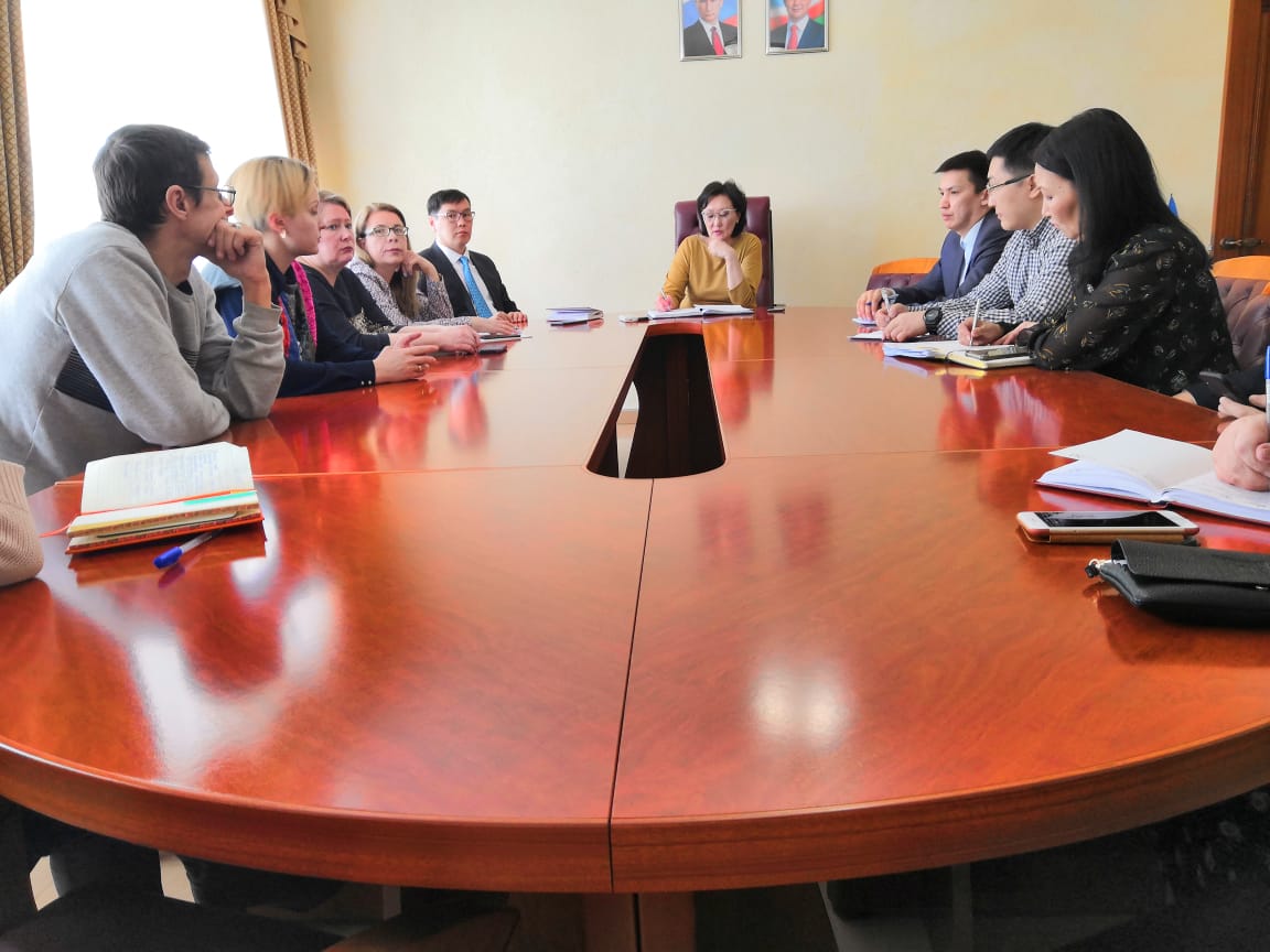 Глава Якутска встретилась с зоозащитниками Пресс-служба мэрии