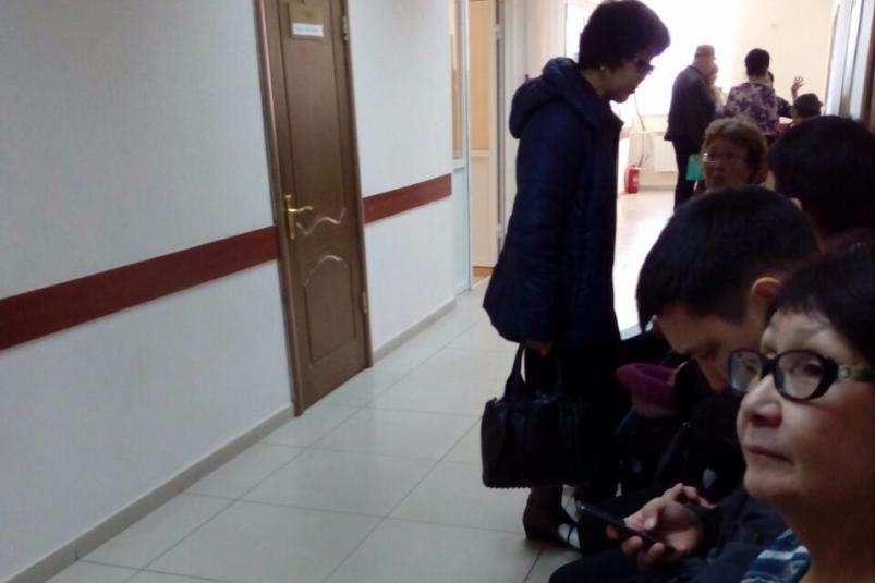 В Якутском горсуде проходит оглашение показаний жертв "черных застройщиков ИА YakutiaMedia