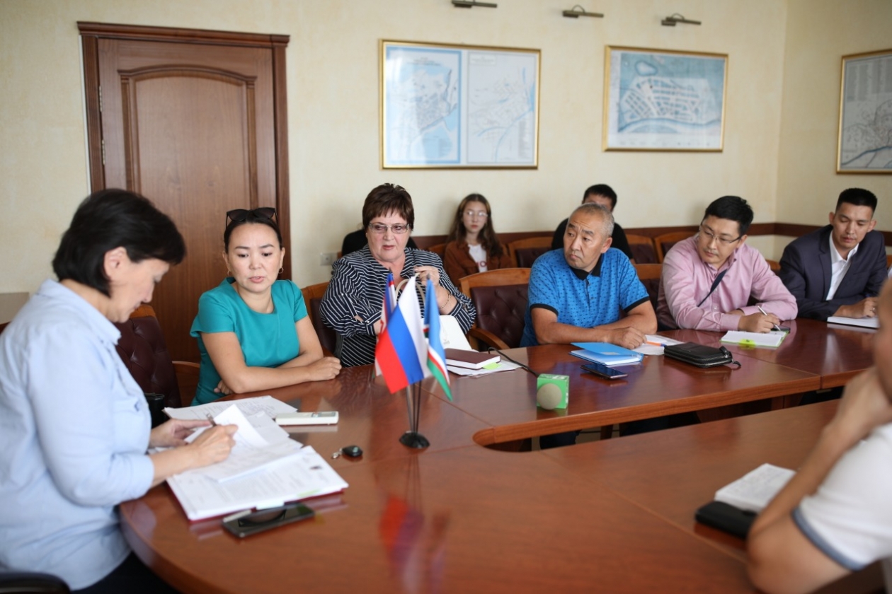 Сардана Авксентьева встретилась с жителями СОНТ "Сатал" Пресс-служба мэрии
