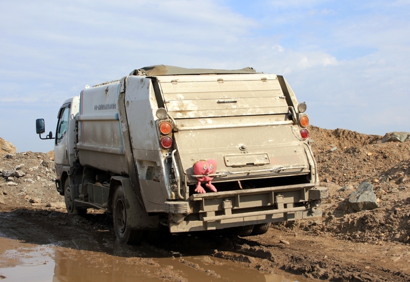 Надо штрафовать на полмиллиона рублей за незаконный вывоз строительного мусора – Базаров ИА PrimaMedia