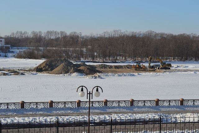 Русло реки Биры углубляют в Биробиджане