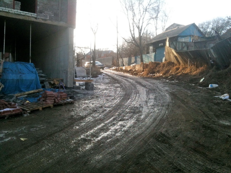 Грязь на улице Лесной во Владивостоке Из личного архива