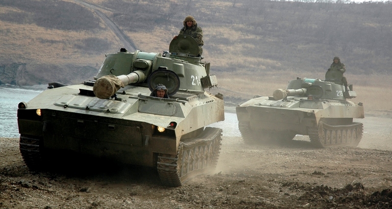 Боевые стрельбы флотских артиллеристов