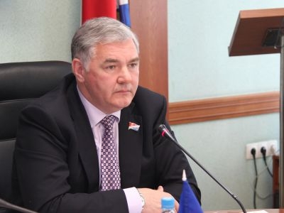 Евгений Овечкин согласен уйти с поста спикера парламента Приморья "по команде сверху" ЗС ПК