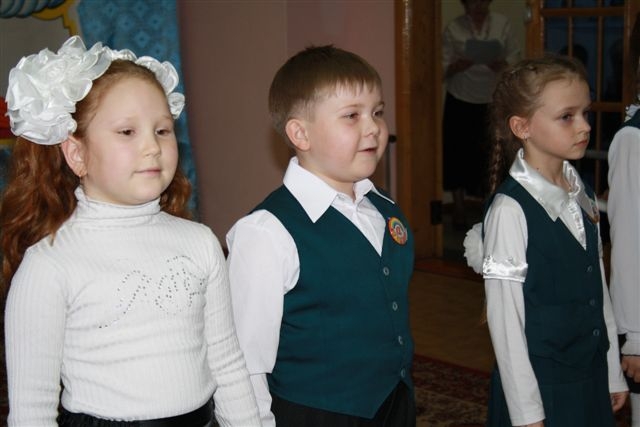 Итоги конкурса подводили в трех возрастных номинациях: 7-11 лет, 12-15 и 16-27 лет