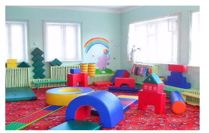 Сиротам подарили мягкий детский уголок