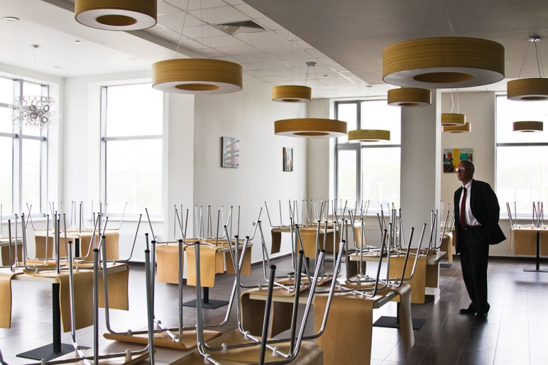 Посол Новой Зеландии в РФ посетил кампус ДВФУ 