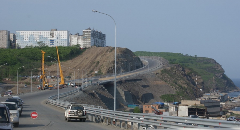 Участок размытой трассы в районе бухты Тихая Сергей Ланин