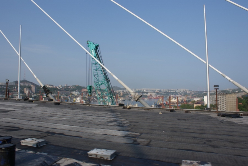 Анкерные пролеты "закатаны" изоляцией попроще