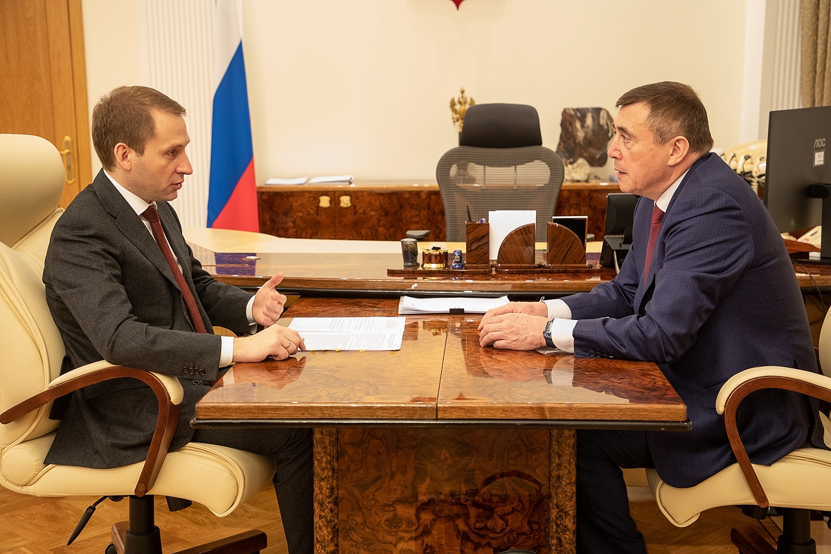 Встреча главы Минприроды Александра Козлова и губернатора Валерия Лимаренко