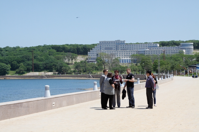 Преподаватели из США посетили кампус ДВФУ на острове Русский