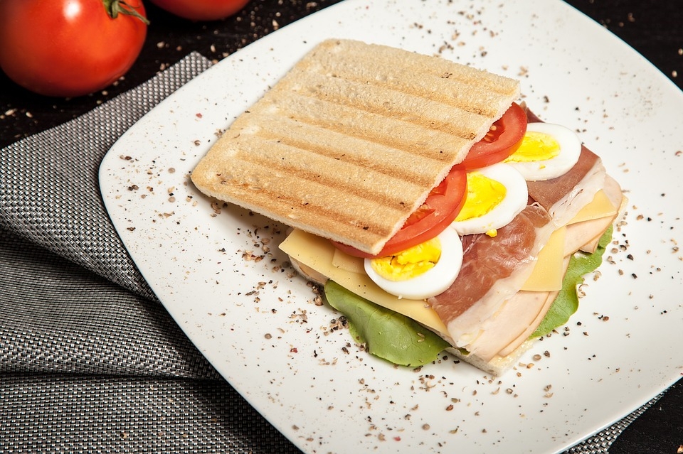 Минимум времени, максимум удовольствия: готовим вкуснейшие бутерброды