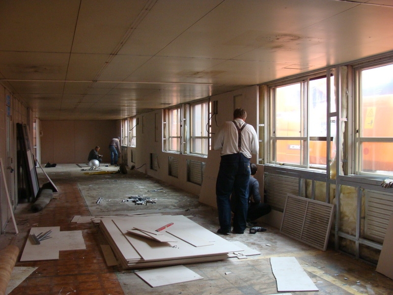 Отсюда пассажиры будут проходить на посадку