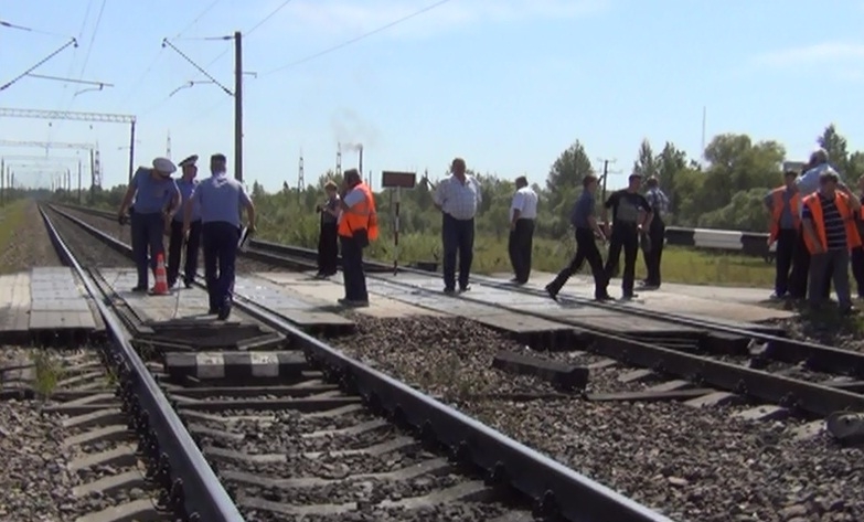 После гибели целой семьи комиссия проверила ж/д переезд в Биробиджане Пресс-служба ГУ МЧС по ЕАО