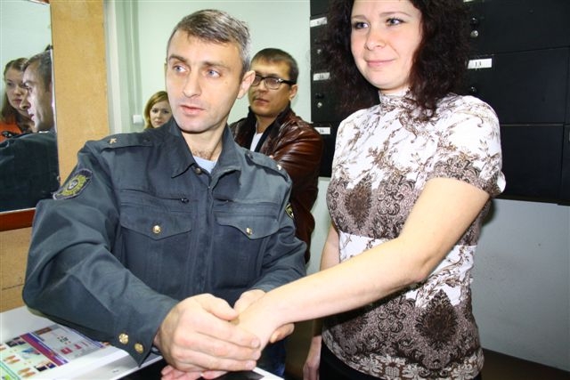 Первой отпечатки взяли у Екатерины Лукьяновой