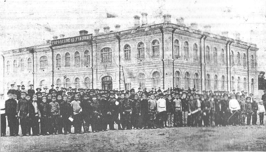 Городское училище в 1912 году