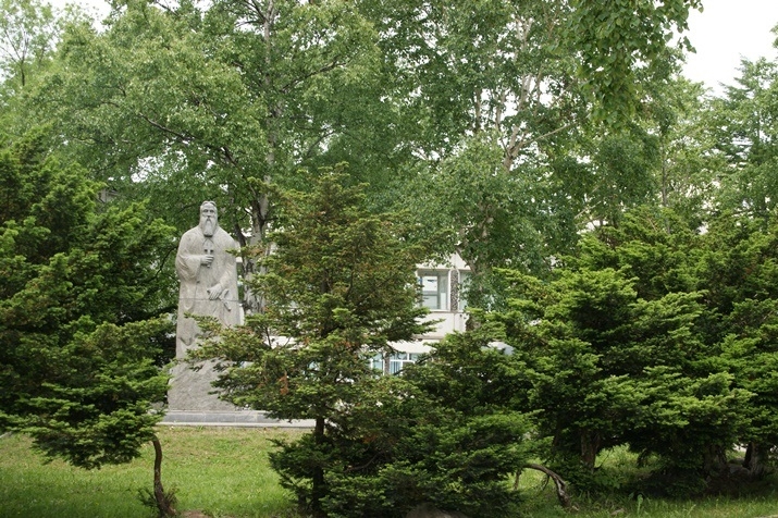 Памятник Андрею Первозванному (г.Южно-Сахалинк)