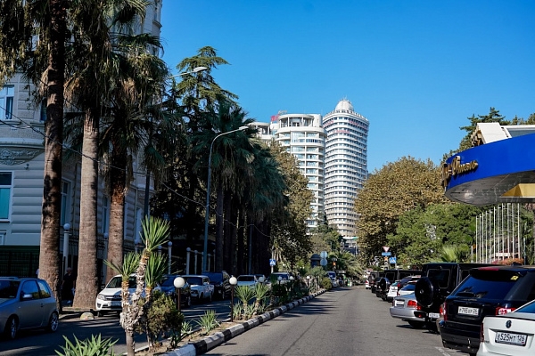 Уже скорв Сочи о появятся парковки на 4 тыс автомобилей пресс-служба администрации Сочи