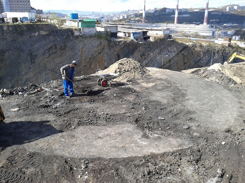 Дворик правого фланга