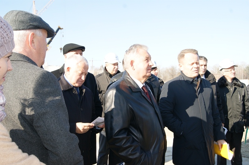 Полпред в ДФО: Хабаровские краевые власти покупают жилье по завышенной цене