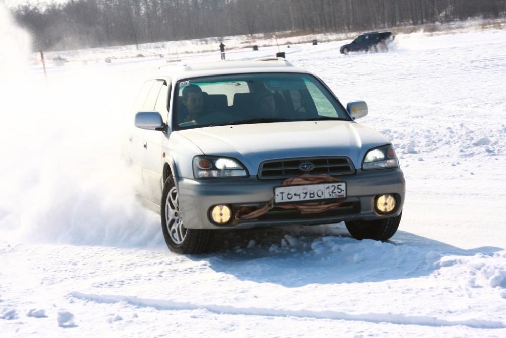 Subaru Legacy на трассе  Фото предоставлено Приморской автомобильной федерацией
