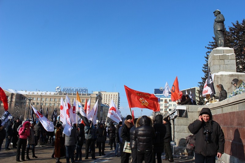 Митингующие в Хабаровске поддержали резолюцию за отставку Шпорта 