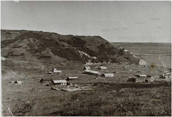 Алеутское селение Никольское, административный центр Командорских островов, 1915 год