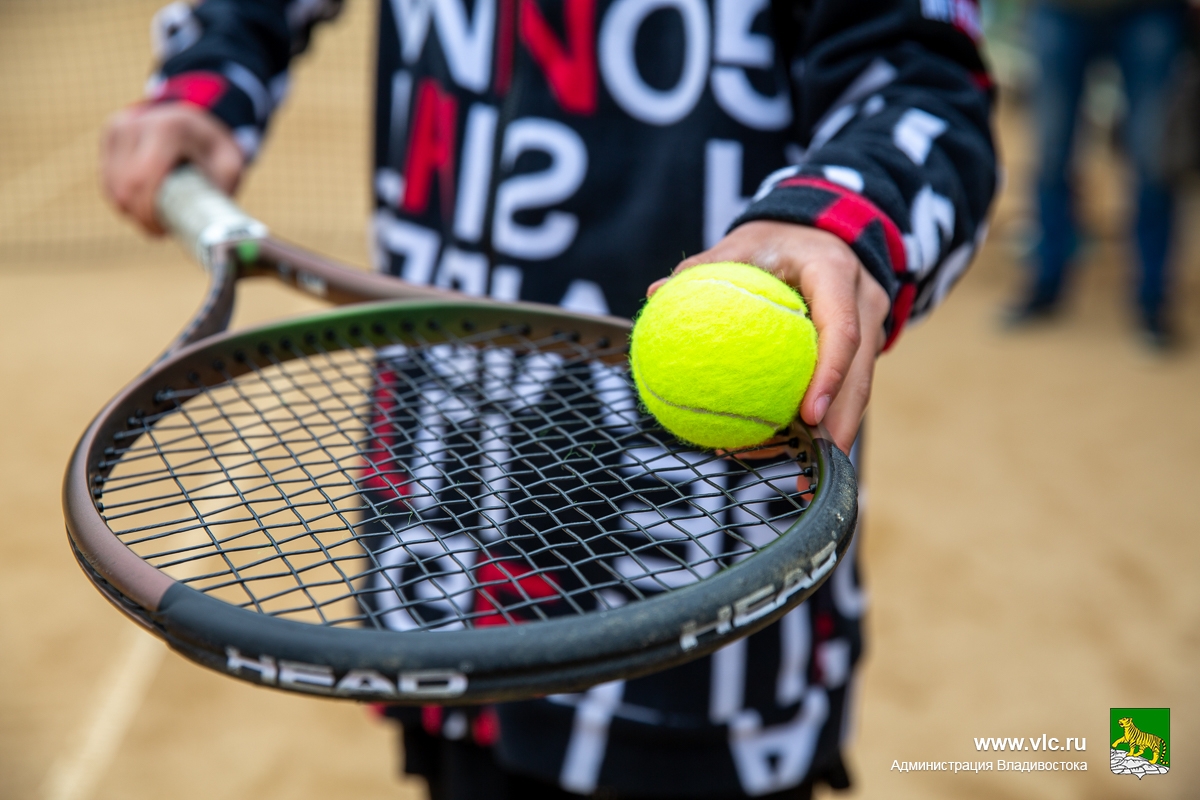 Юношеский турнир по теннису Кубок Славда во Владивостоке вышел на  федеральный уровень - PrimaMedia.ru