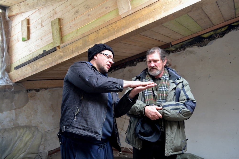 Художники Сергей Дробноход и Сергей Бурдыков в мастерской