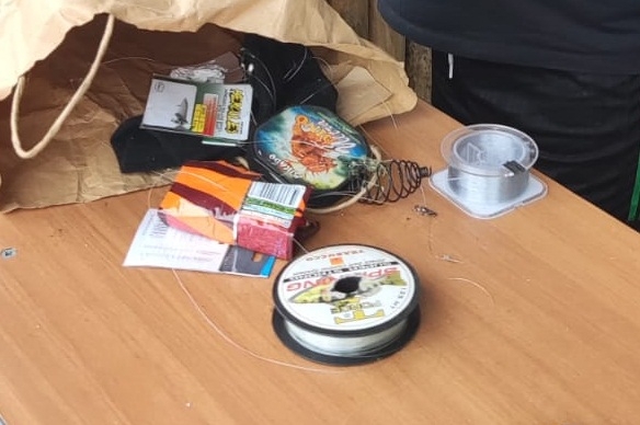 Полицейские Железногорска задержали мужчину сразу за три правонарушения (ВИДЕО)