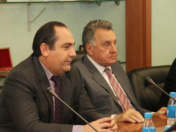 Виктор Горчаков и Джамбулат Текиев Пресс-служба Законодательного Собрания ПК Виктор Горчаков и Джамбулат Текиев Пресс-служба Законодательного Собрания ПК