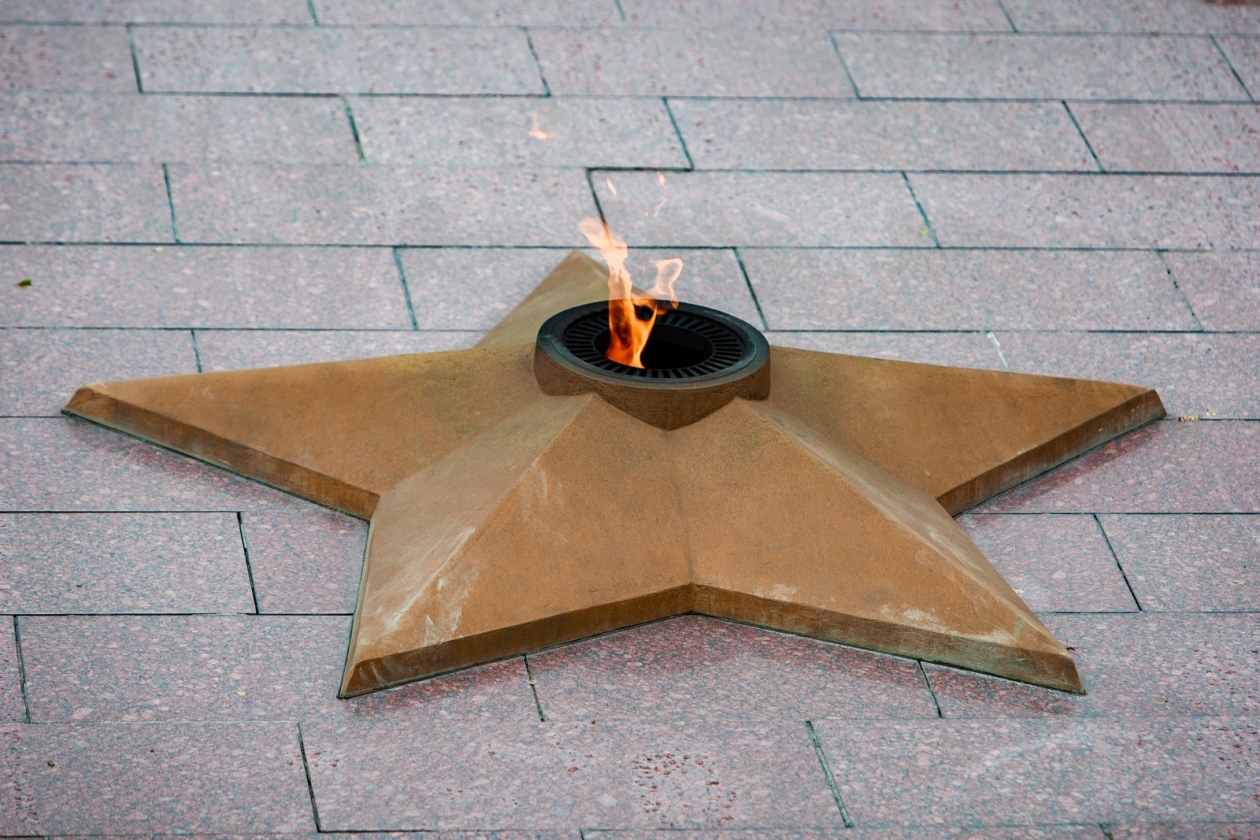 Вечный огонь Илья Аверьянов, ИА PrimaMedia