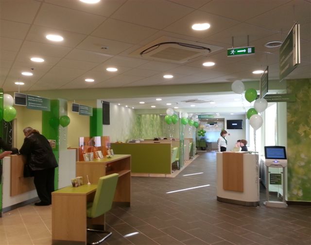 Обновленный офис Сбербанка открылся в центре Биробиджана