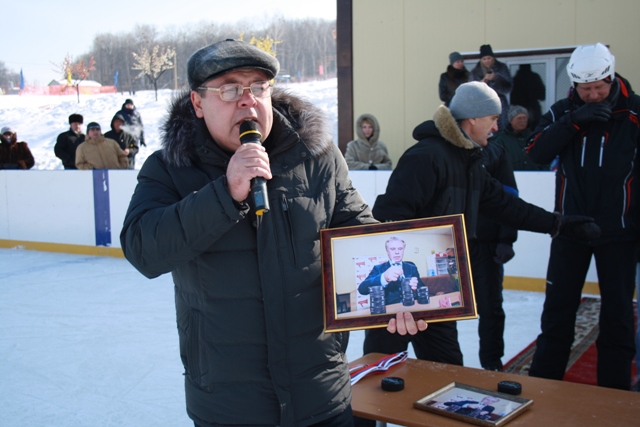 Выступает Леонид Якимов