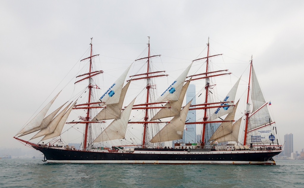 Парусник "Седов"