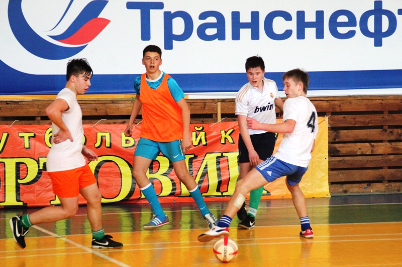 Мини-футбольные турниры состоялись в трех городах Приморья