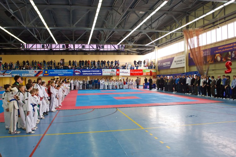 Парад открытия соревнований