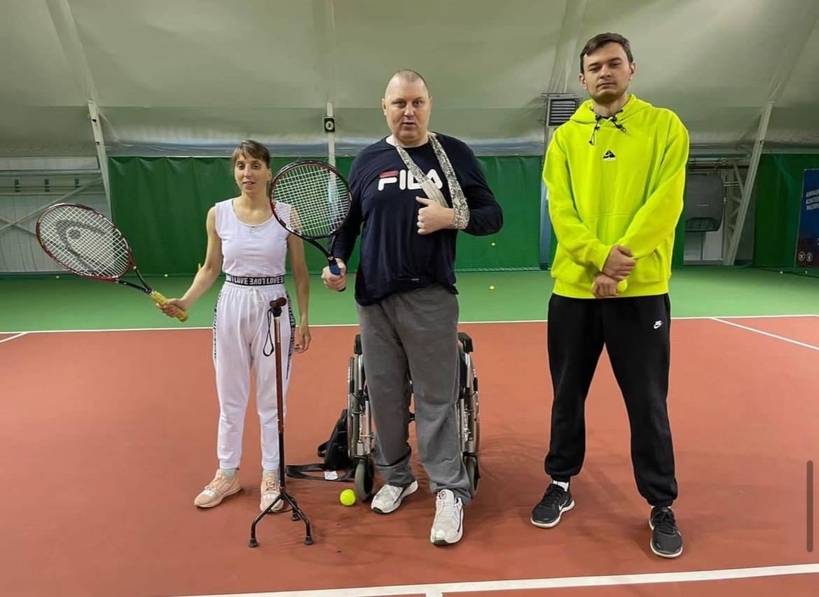"Единая Россия" проверяет спортобъекты Магадана на доступность для людей с инвалидностью ЕР