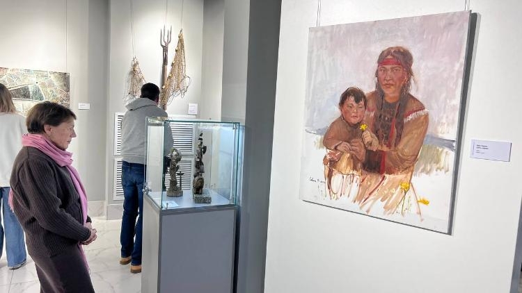 В Выставочном зале Благовещенска открылась новая выставка, посвященная эстетике кочевого народа