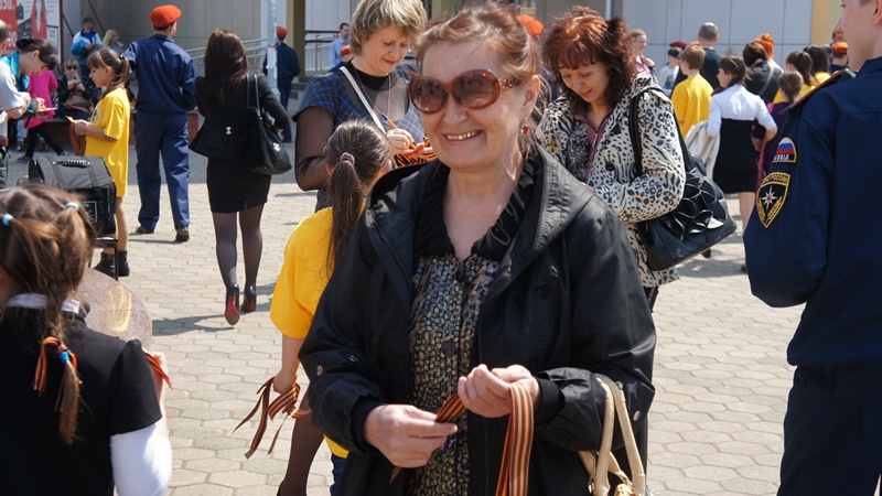 Акция "Георгиевская ленточка" в Биробиджане прошла в новом формате