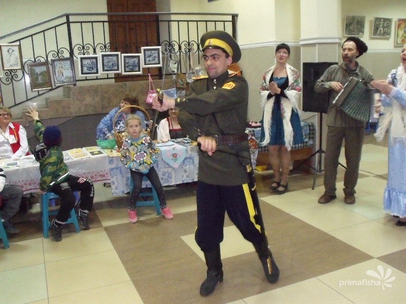 Танец с саблями, Фото с места события собственное