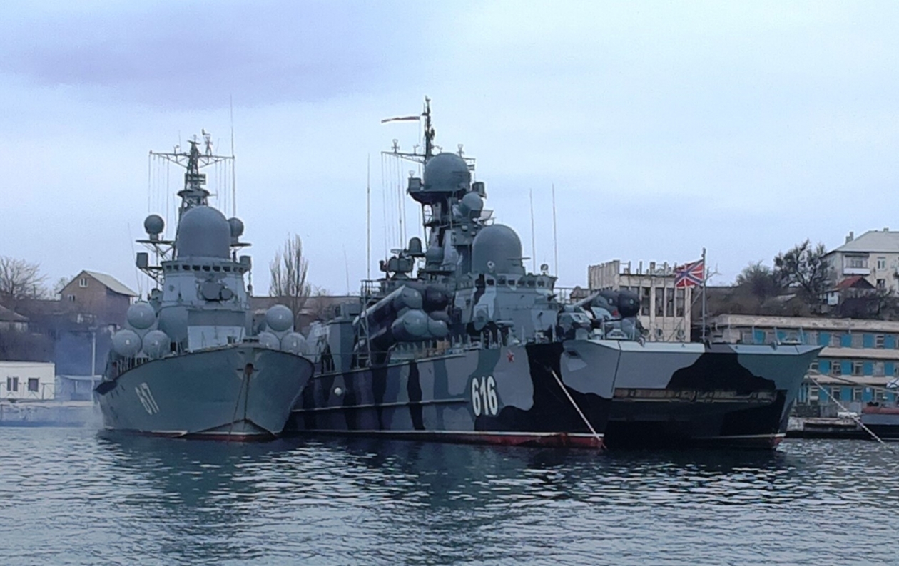 Черноморский флот и ПВО Севастополя отразили атаку беспилотников Петр Максимов, ИА PrimaMedia