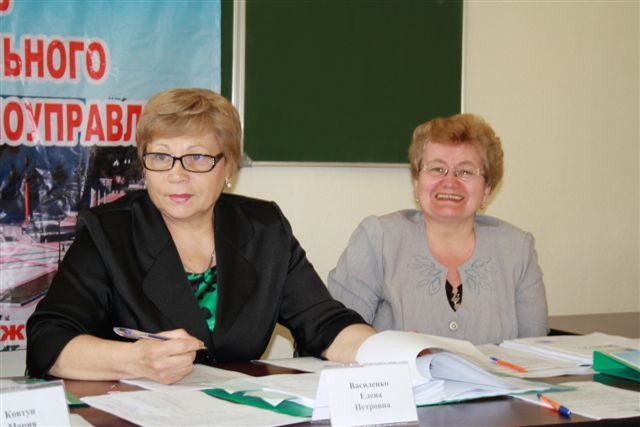 Елена Василенко и Татьяна Лобова, Фото с места события собственное