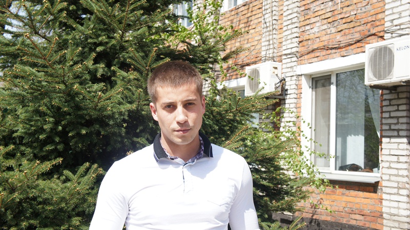 Заместитель директора Константин Тришкин, Фото с места события собственное