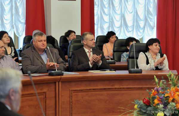 Торжественное собрание к Дню предпринимателя, Фото с места события из других источников