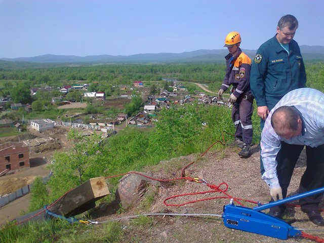 Поклонный крест стоял на вершине сопки ДСМ, Фото с места события собственное