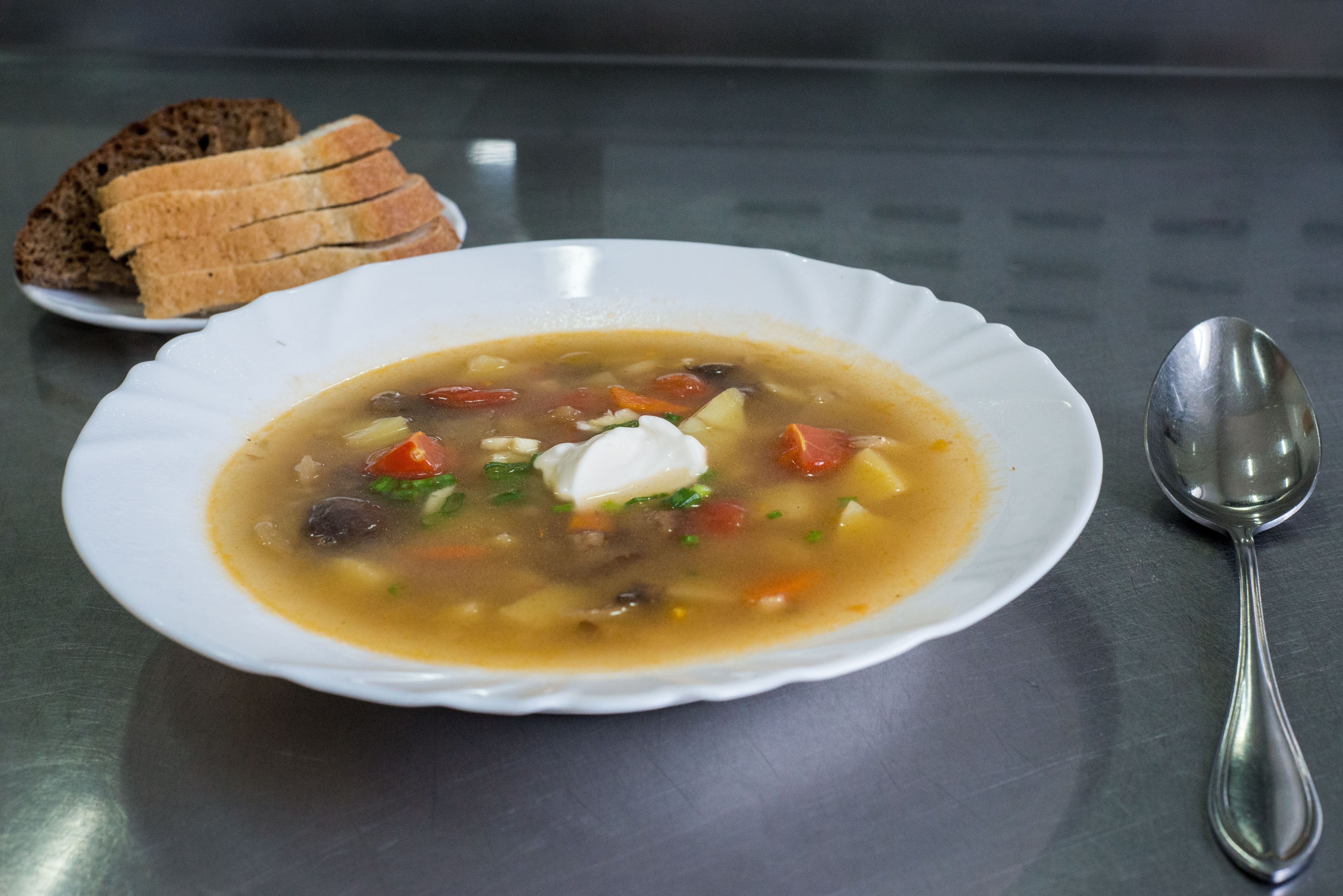Постный рассольник – густой, наваристый и жутко вкусный
