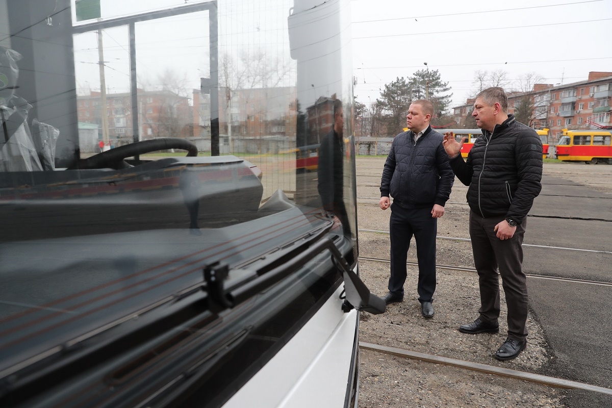 Первый из 60 новых троллейбусов с кондиционерами и видеонаблюдением поступил в Краснодар