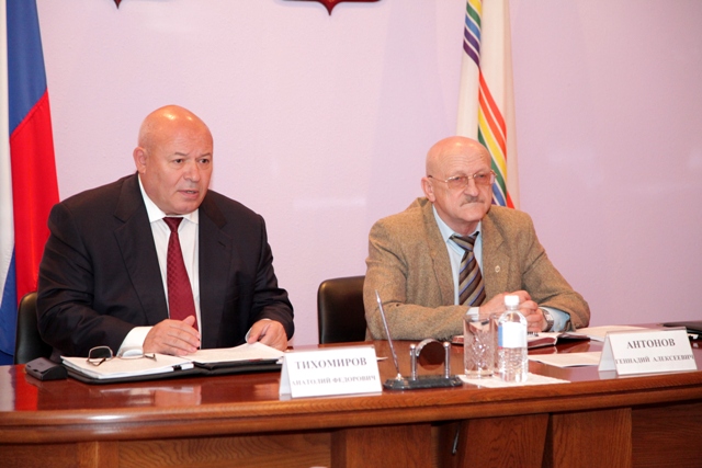 Публичные слушания в Законодательном Собрании ЕАО, Фото с места события из других источников